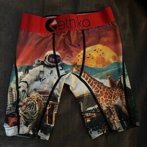 ethika youth size small